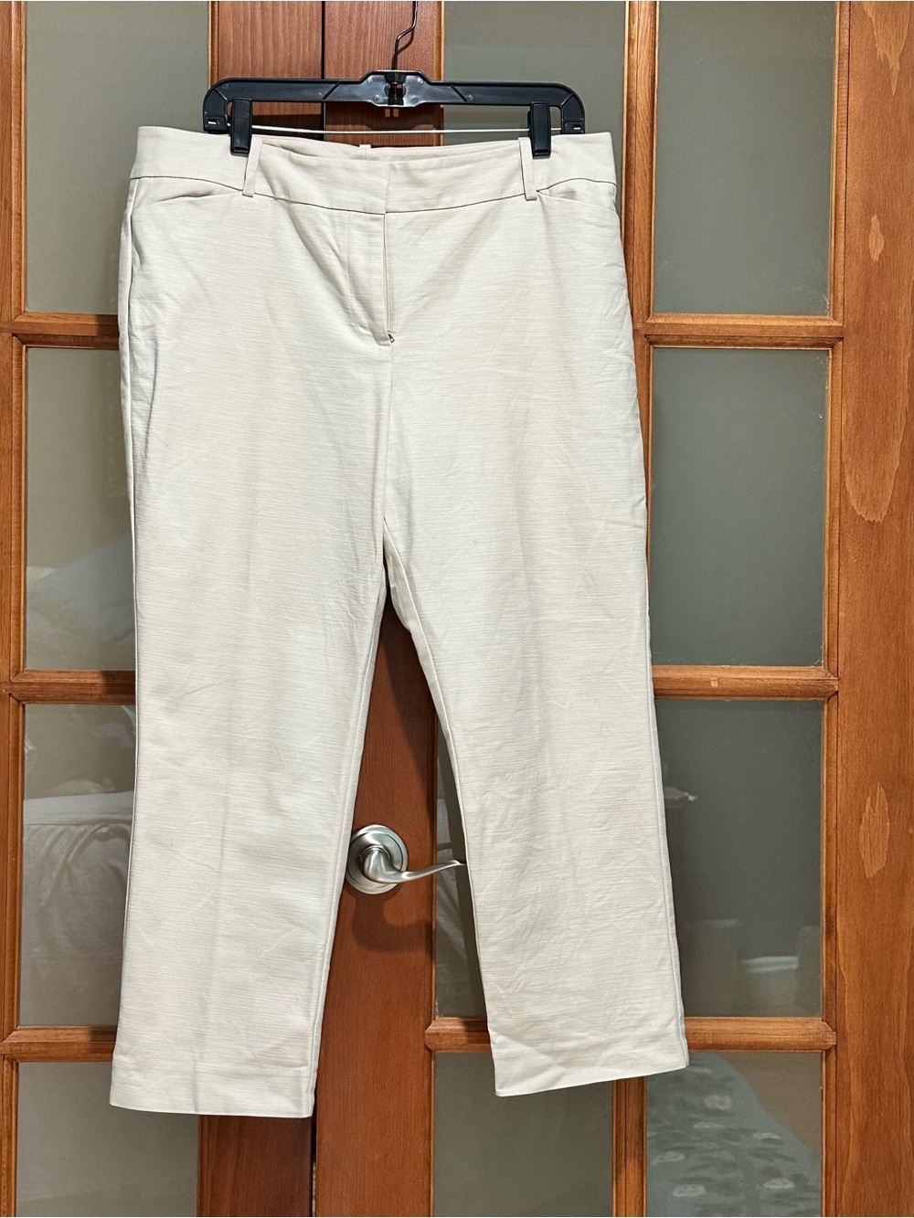 Ann Taylor Petite Curvy Pants in Cream